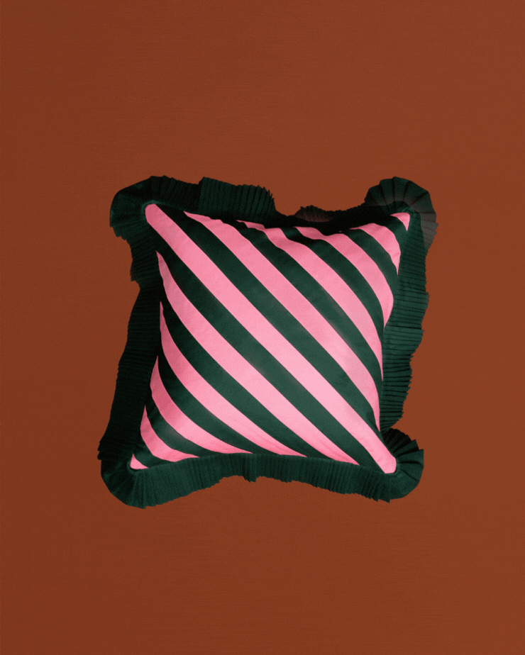 1 Cushion Cover, 2 Cushion Covers