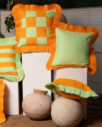 1 Cushion Cover, 2 Cushion Covers