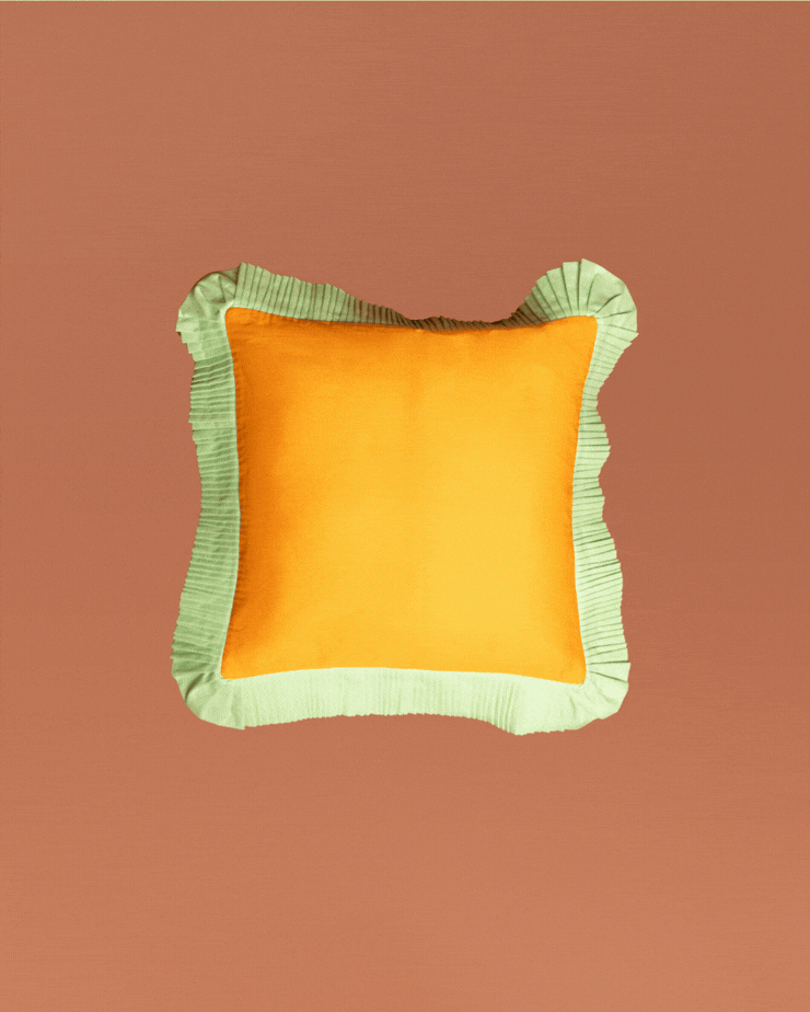 1 Cushion Cover, 2 Cushion Covers