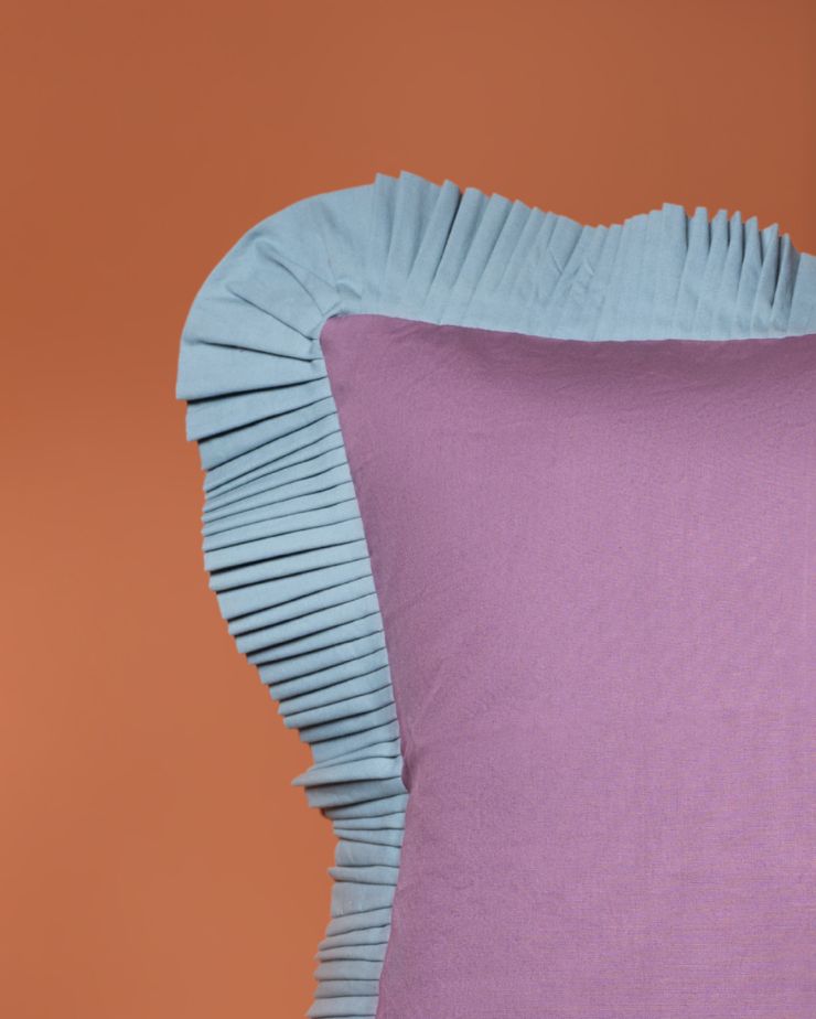 Rain Frill Cushion