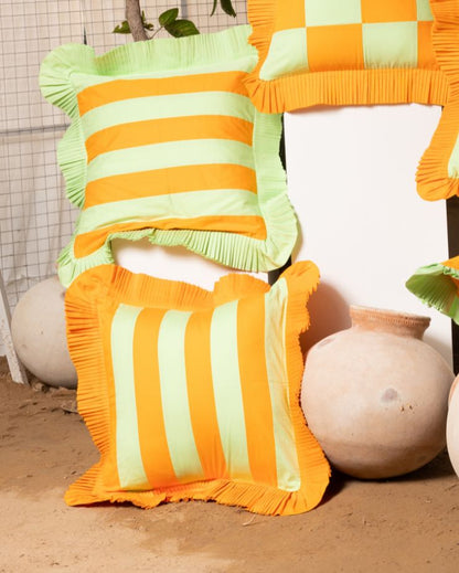 1 Cushion Cover, 2 Cushion Covers