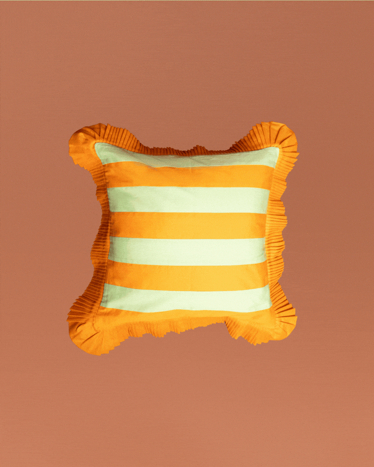 1 Cushion Cover, 2 Cushion Covers